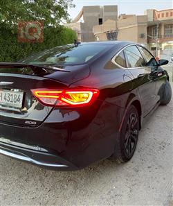 كرايسلر 200